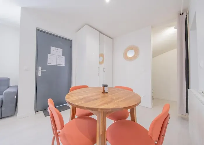 Ananas - Parking Moissy-Cramayel